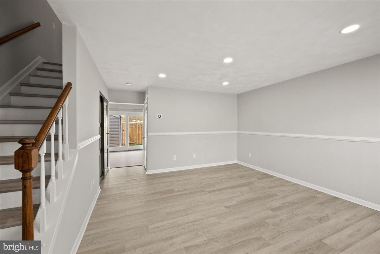 12263 Granada Way - Photo 7 of 30