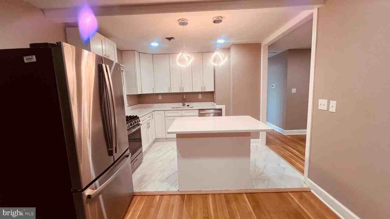 14303 Chesterfield Dr - Photo 6 of 34