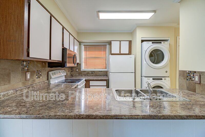 2504 Flint Dr - Photo 3 of 15