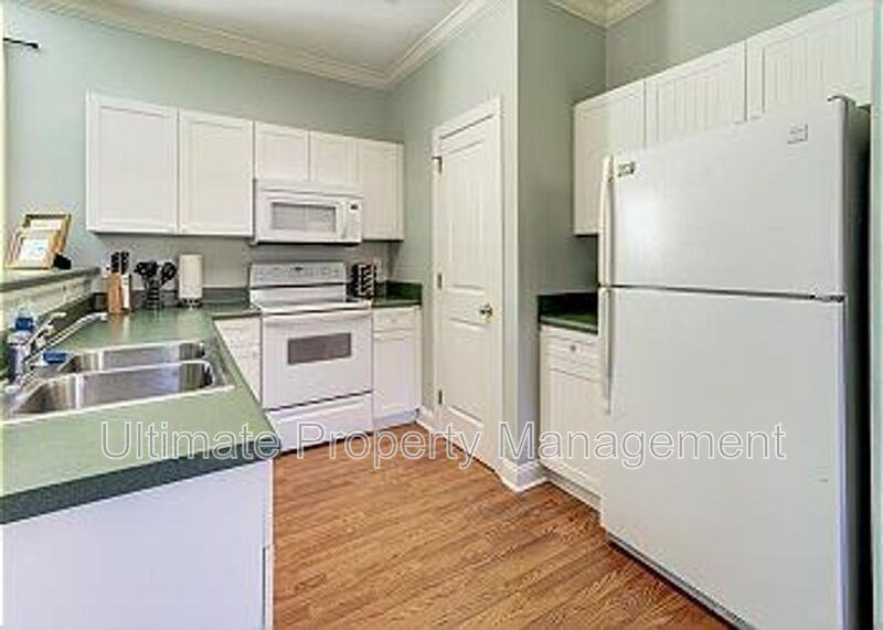 618 S 3rd St #2 - Photo 6 of 16