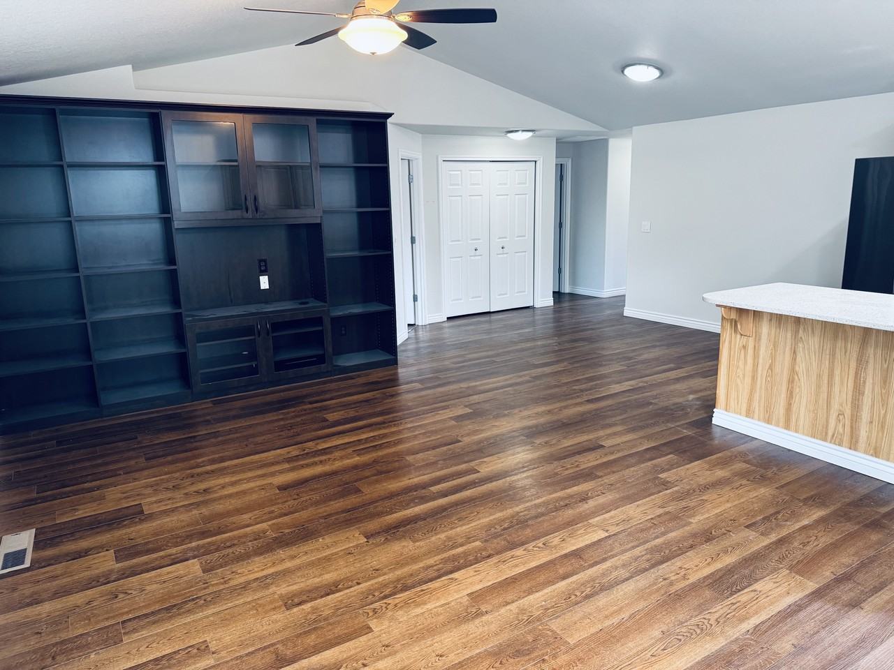 211 Iowa St #1 - Photo 7 of 10