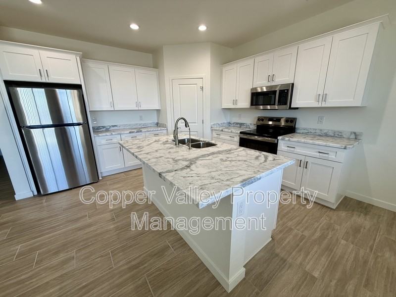 40516 N 3rd Ave - Photo 2 of 20