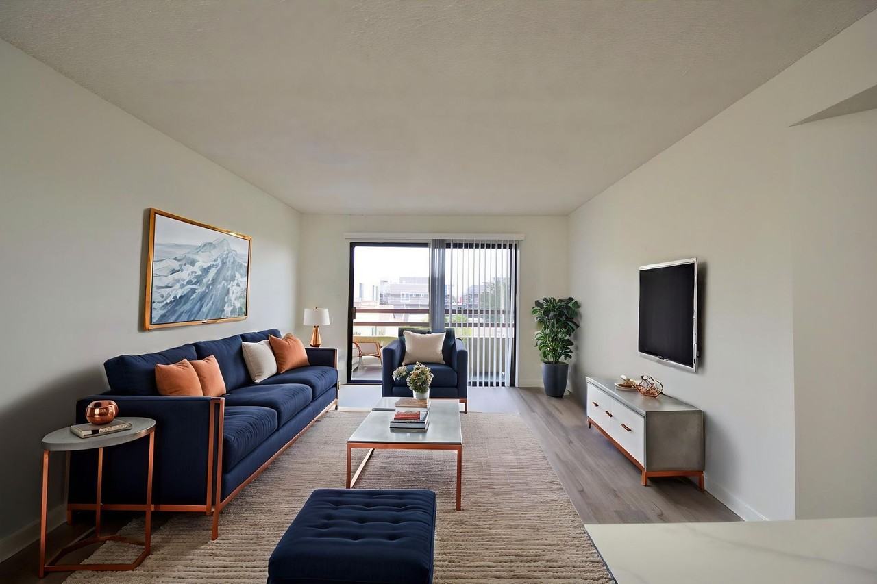 11760 - Photo 5 of 36