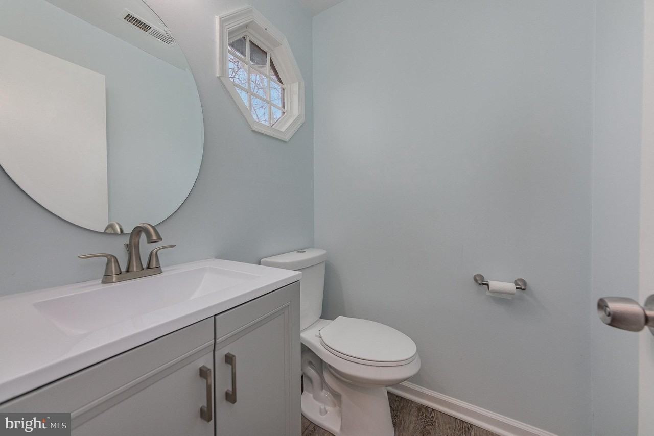 2211 Minnear St - Photo 7 of 19