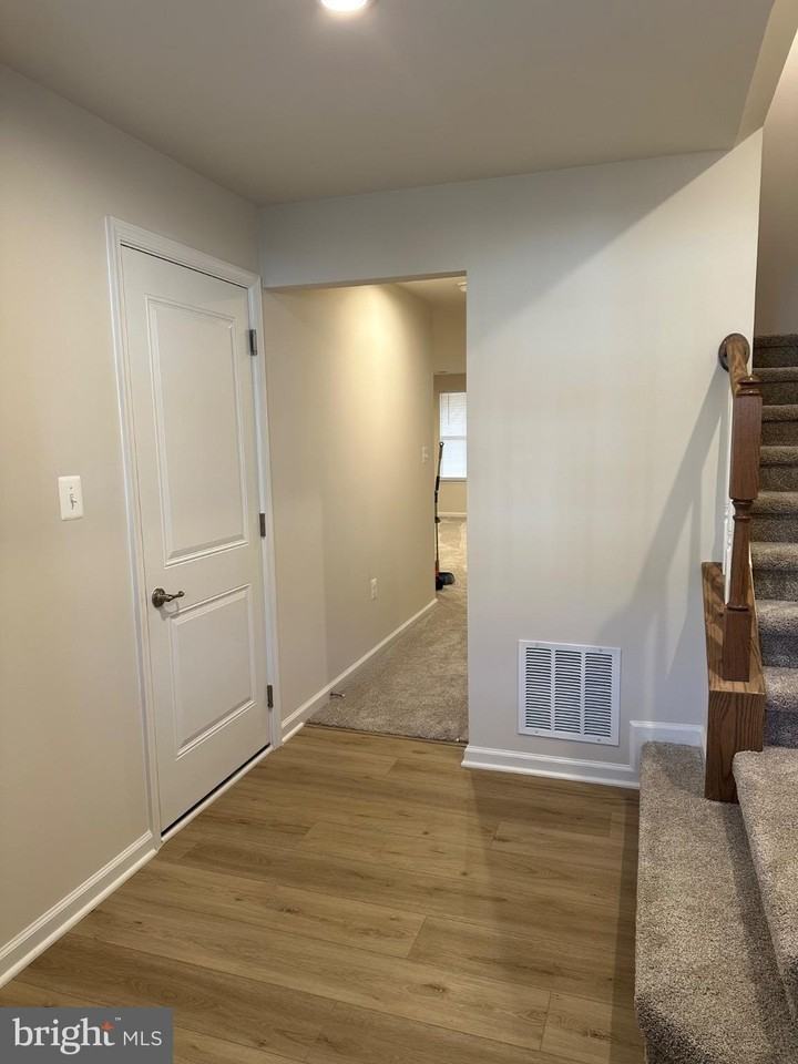 4908 Dunhaven Dr - Photo 2 of 25