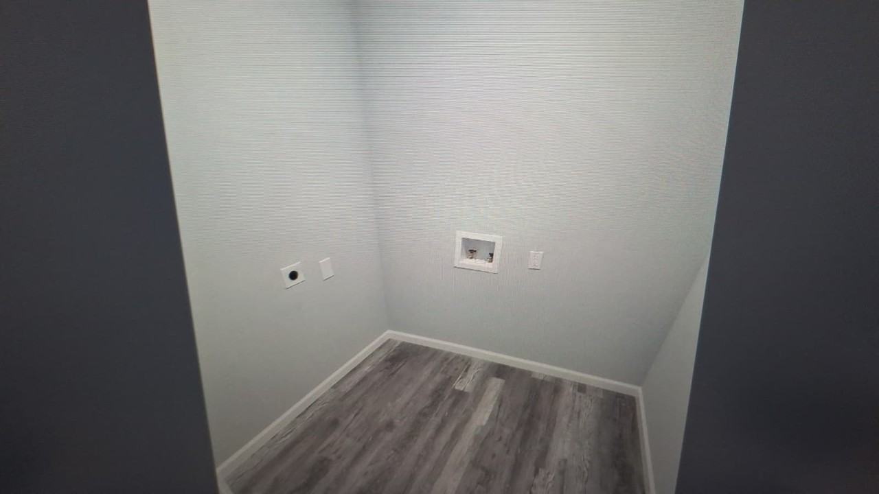 2312 Nw 35th St #1 - Photo 6 of 19