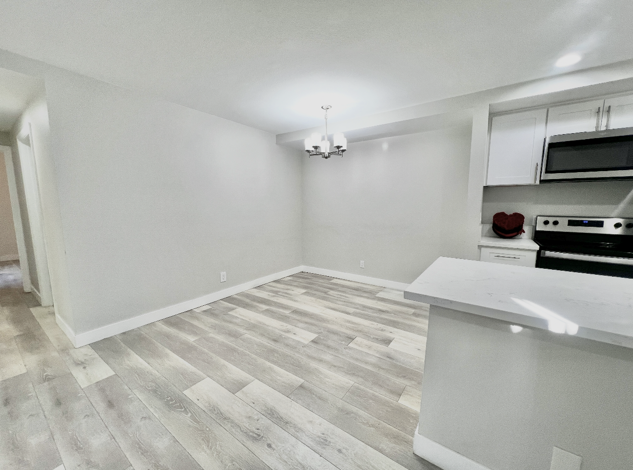 806 Coriander Drive - 1Unit E #1 - Photo 4 of 30