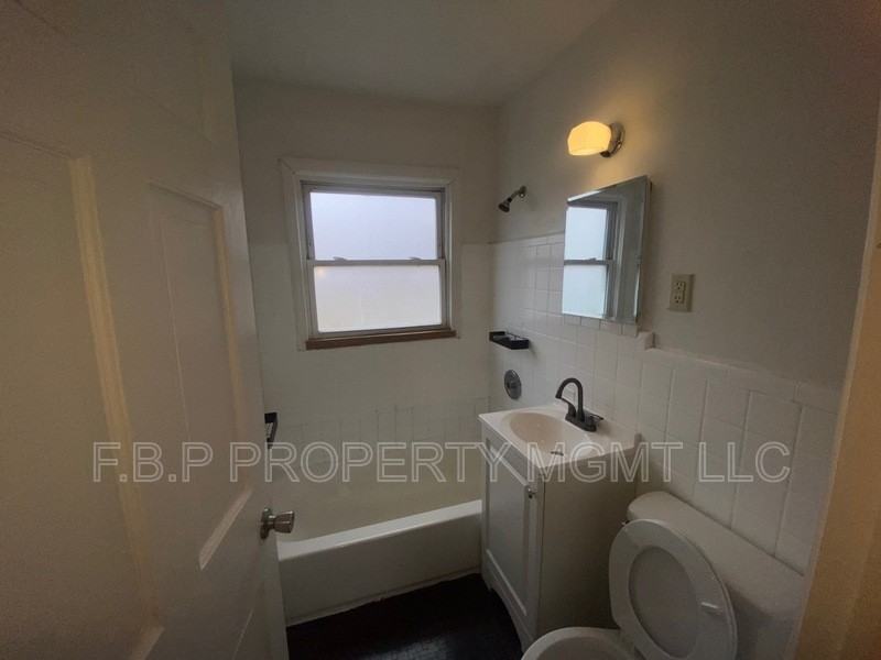 20298 Goulburn St - Photo 6 of 8