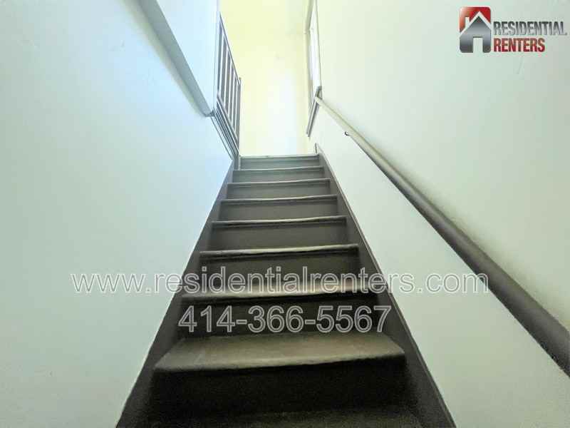 3005 N 1st St - Photo 2 of 11