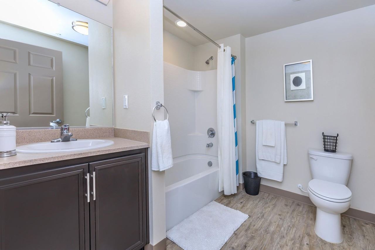 Centennial Place Apartments - Photo 7 of 12