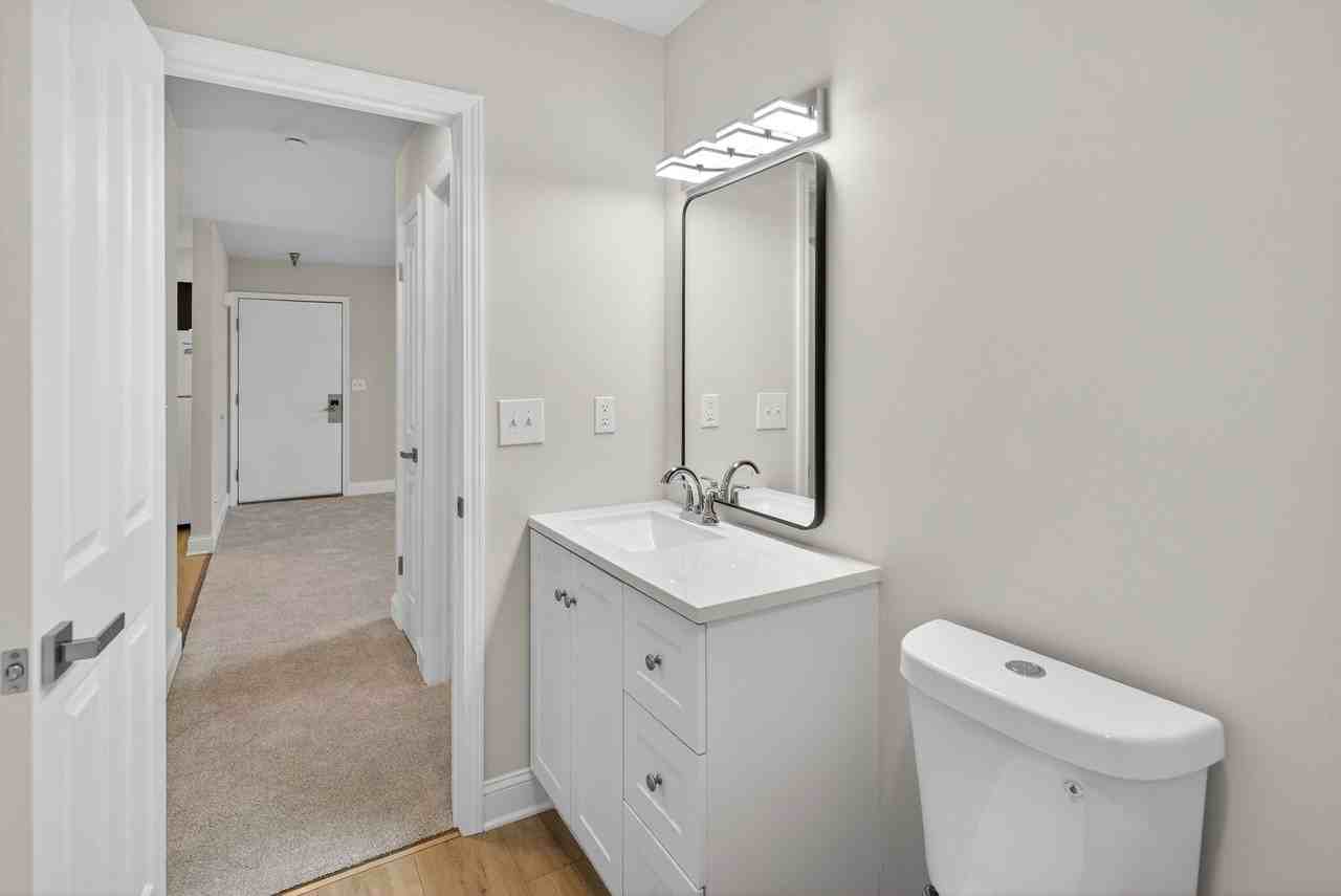 Guilderland Court Apartments - Photo 5 of 17