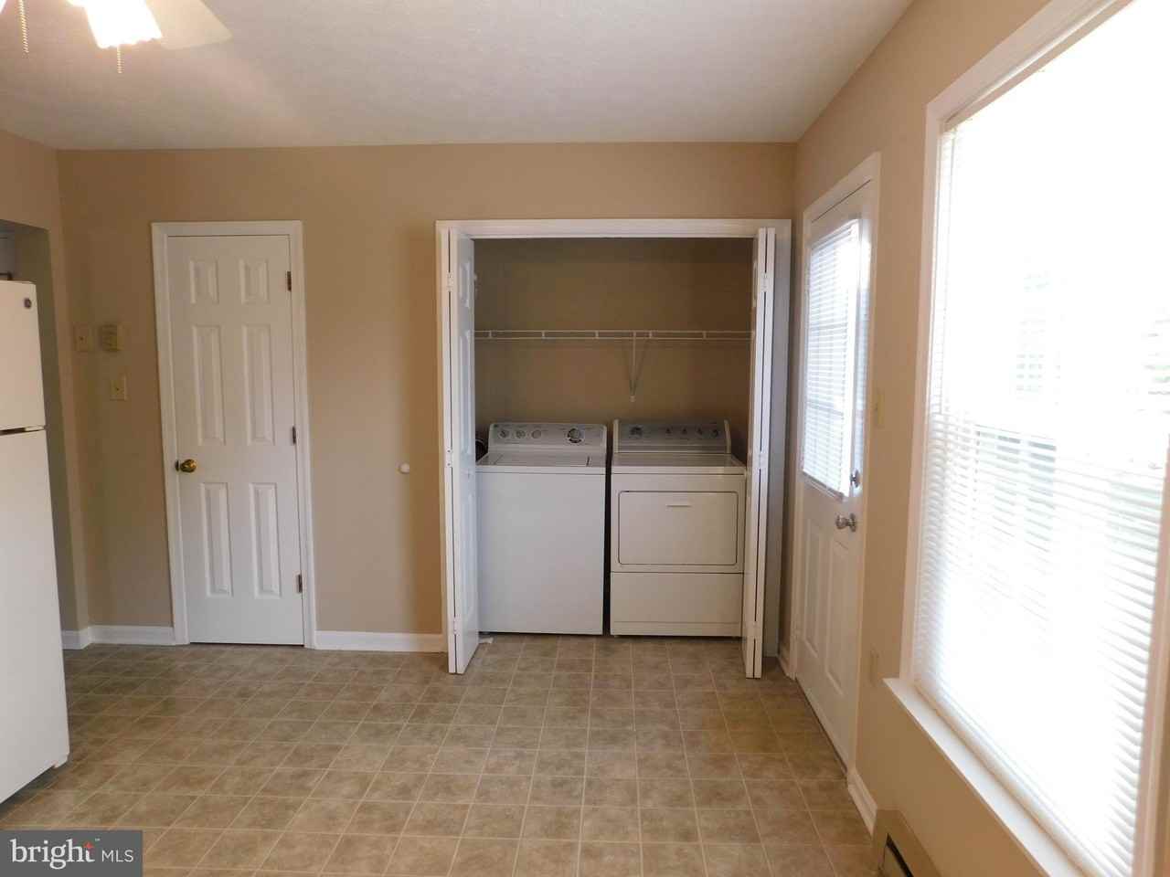 2924 Packer St - Photo 5 of 11