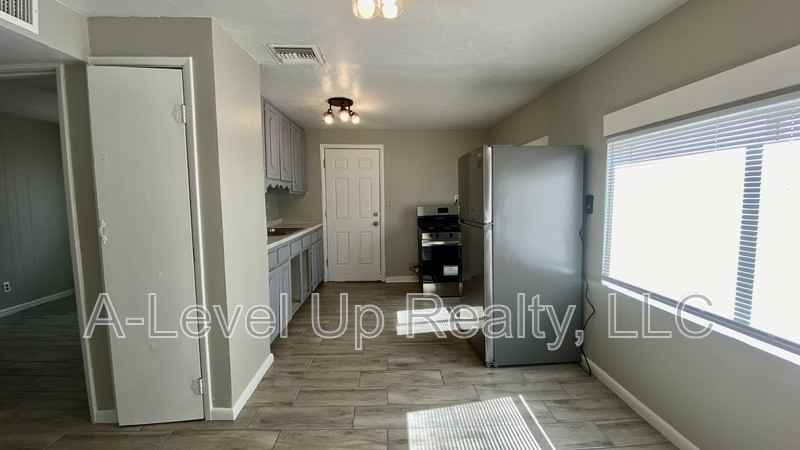 5737 S Southland Blvd #1 - Photo 6 of 14