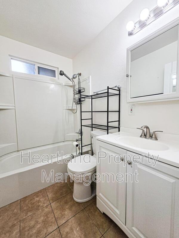 3298 Luna Ave - Photo 5 of 6