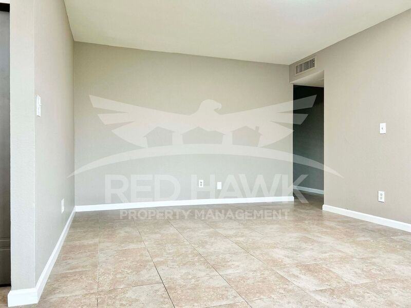 1549 E Diamond Ave - Photo 7 of 23