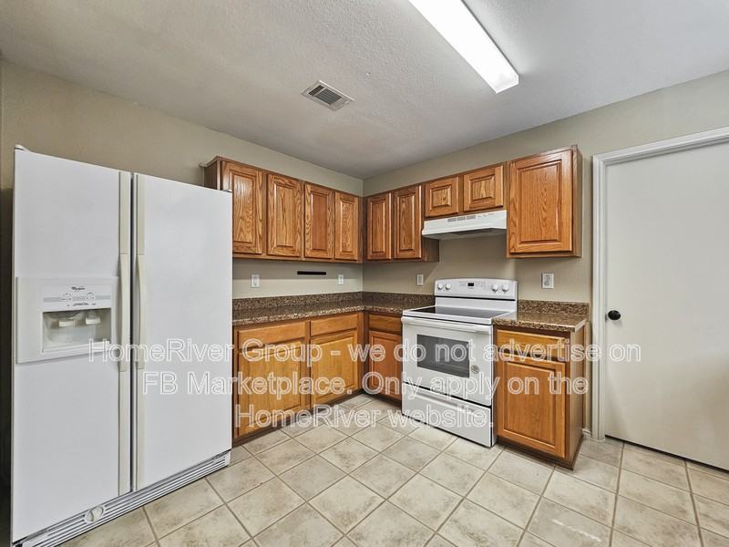 6242 Cypress Cir - Photo 6 of 20