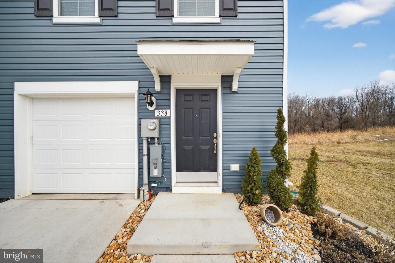 338 Nocking Point Blvd - Photo 2 of 30