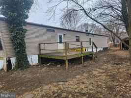 featured image of 173 Rudolph Ct