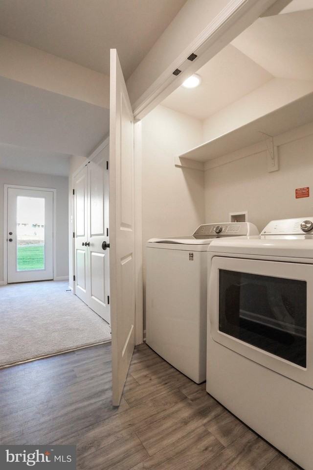 62 Thrower Rd - Photo 5 of 34