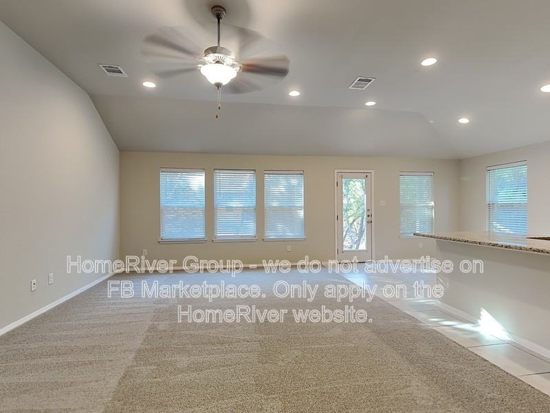 21709 Crystal Way - Photo 5 of 23