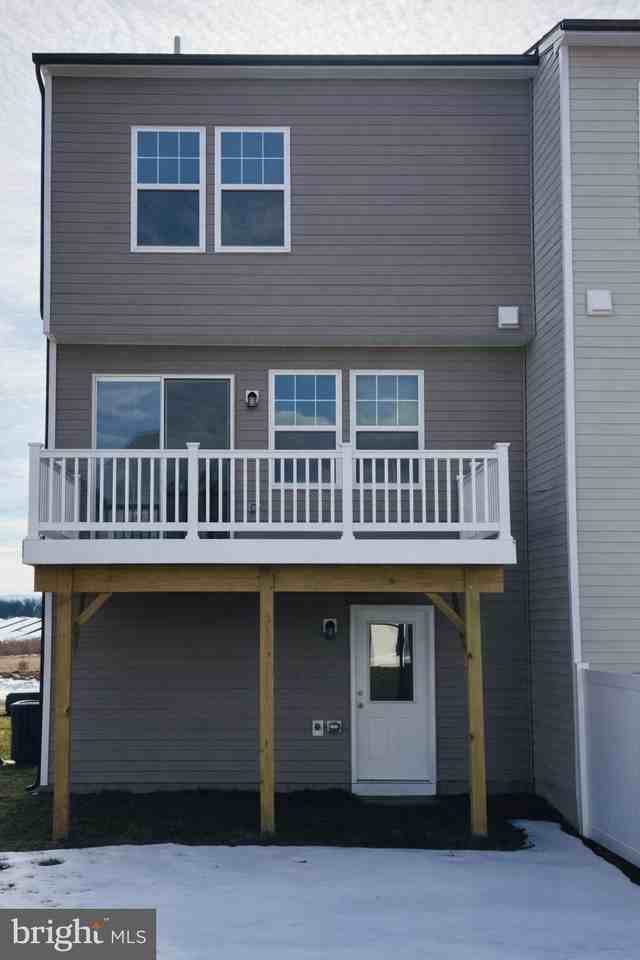 58 Bolingbroke Way - Photo 2 of 20