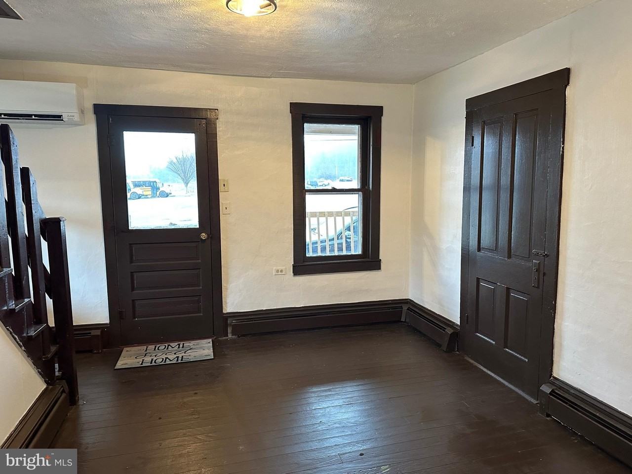 15 Myers Rd - Photo 5 of 34