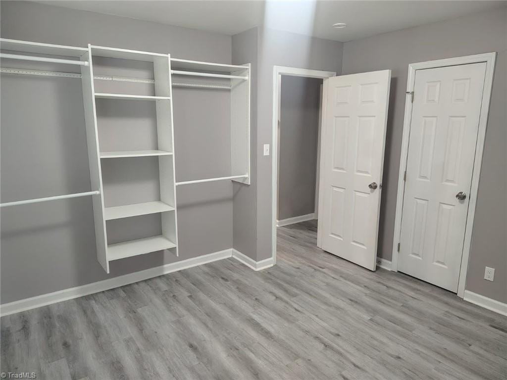 130 Sunview Ave - Photo 7 of 13