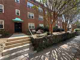 featured image of 1318 Glade St #42