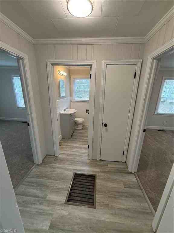 1923 Dacian St - Photo 7 of 10