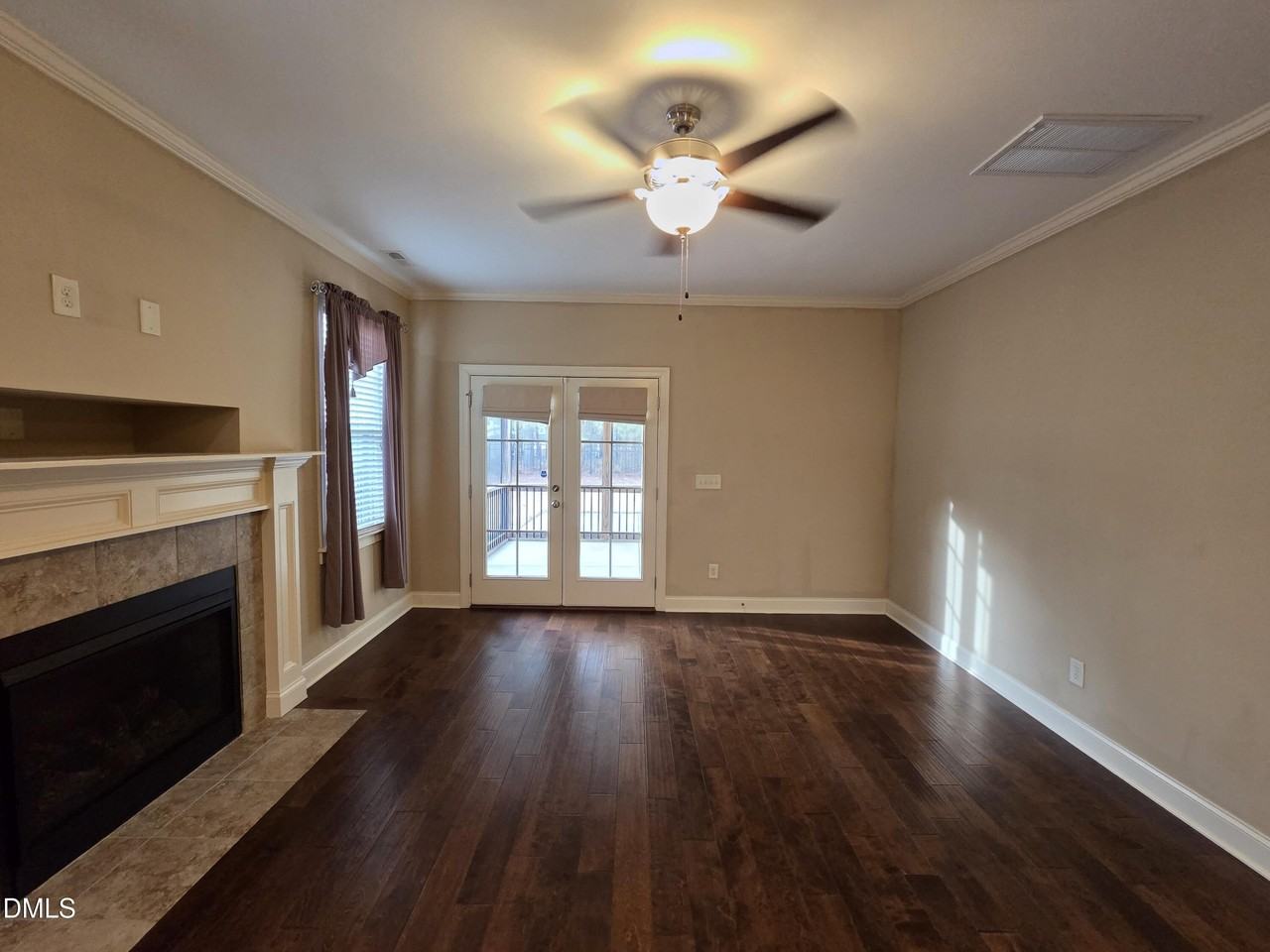 100 Scarlet Bell Dr - Photo 3 of 16