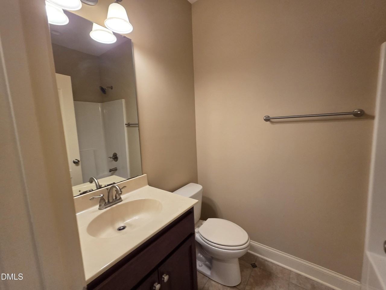 100 Scarlet Bell Dr - Photo 7 of 16