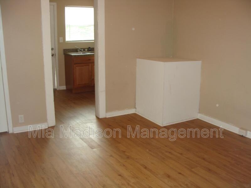 246 Ferrill St - Photo 4 of 9