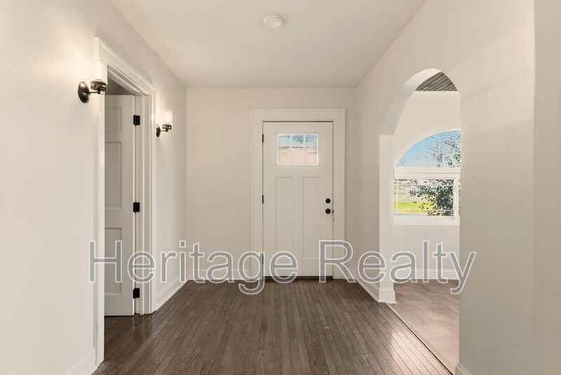 3820 Sutherland Ave - Photo 5 of 34