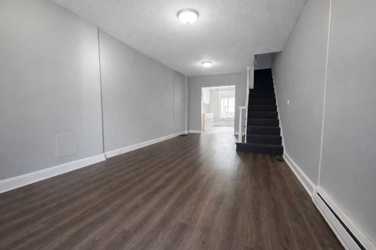 514 N Curley St - Photo 2 of 15