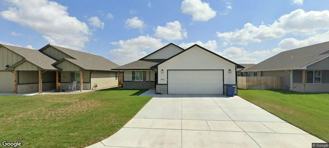 4422 S Mount Carmel Ave - Photo 1 of 1