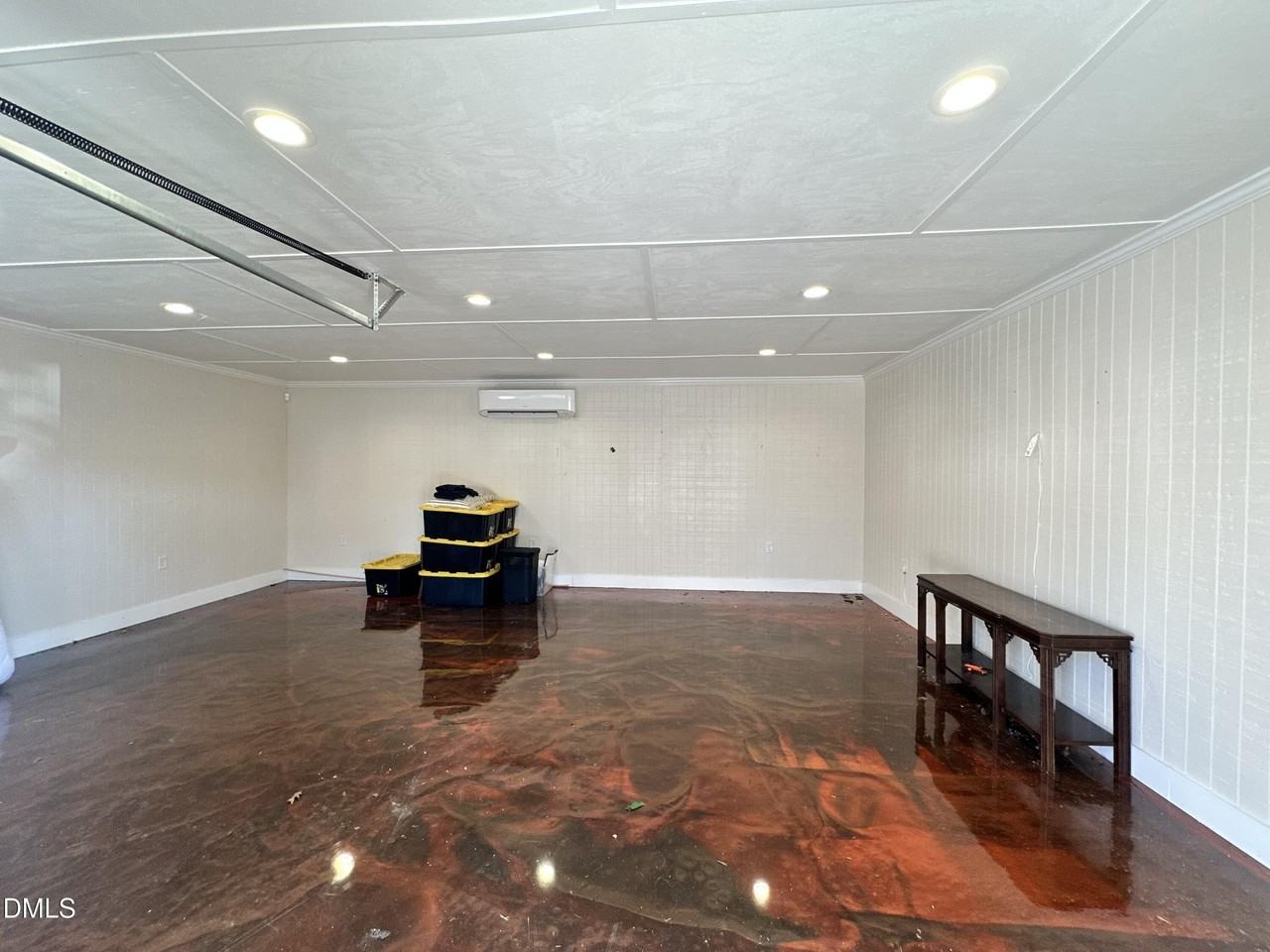 4512 Drexel Dr - Photo 4 of 36