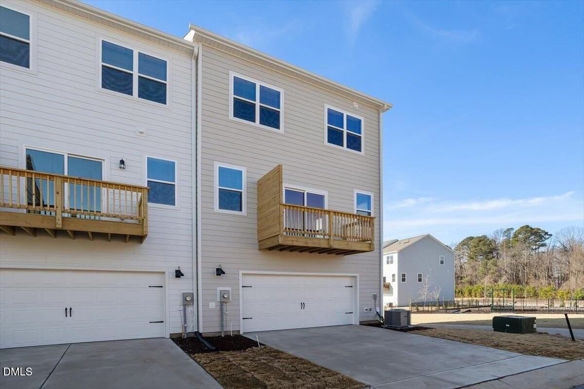 738 Dorset Stream Dr - Photo 4 of 33