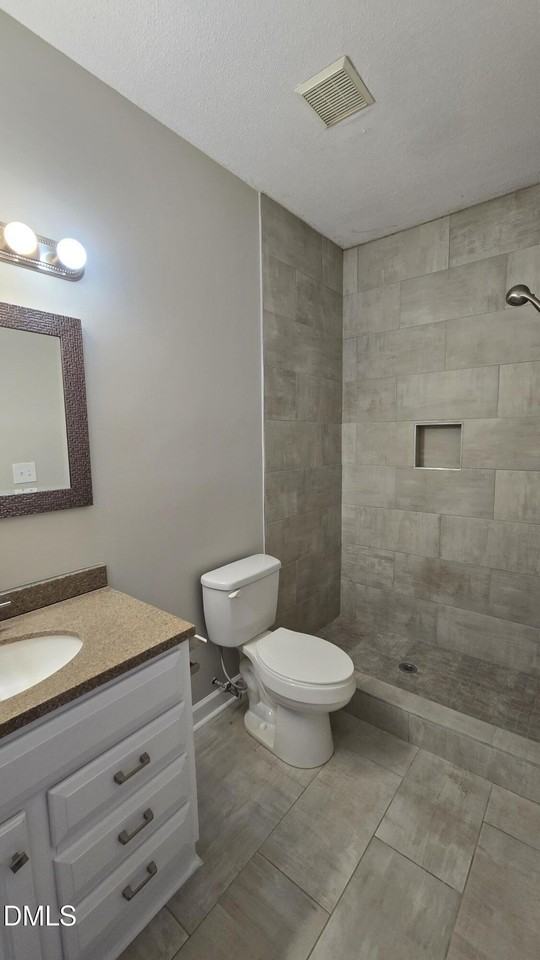 6011 Winterpointe Ln - Photo 7 of 9