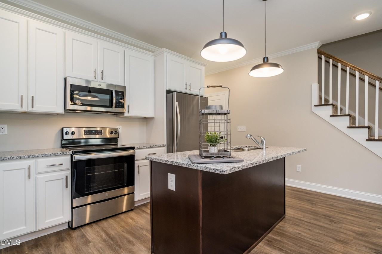 41 Marsh Harbor St - Photo 5 of 14