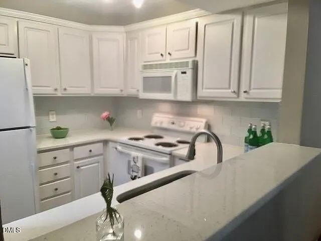 1200 Westview Ln Apt 101 #101 - Photo 6 of 18