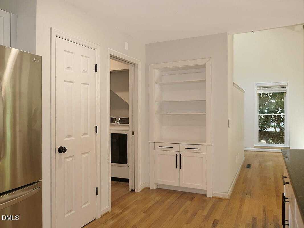 110 Channing Ln - Photo 6 of 18