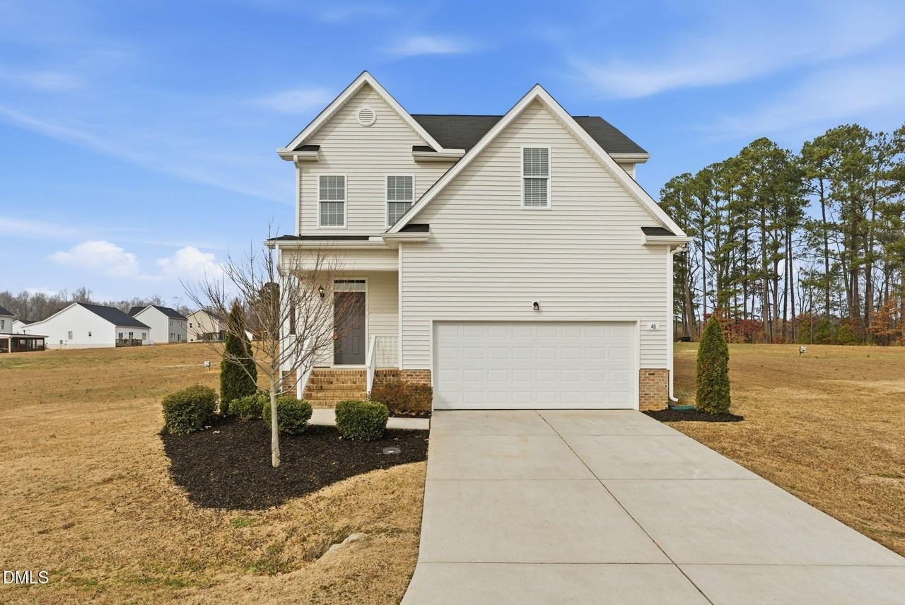 48 Weathervane Dr - Photo 2 of 50