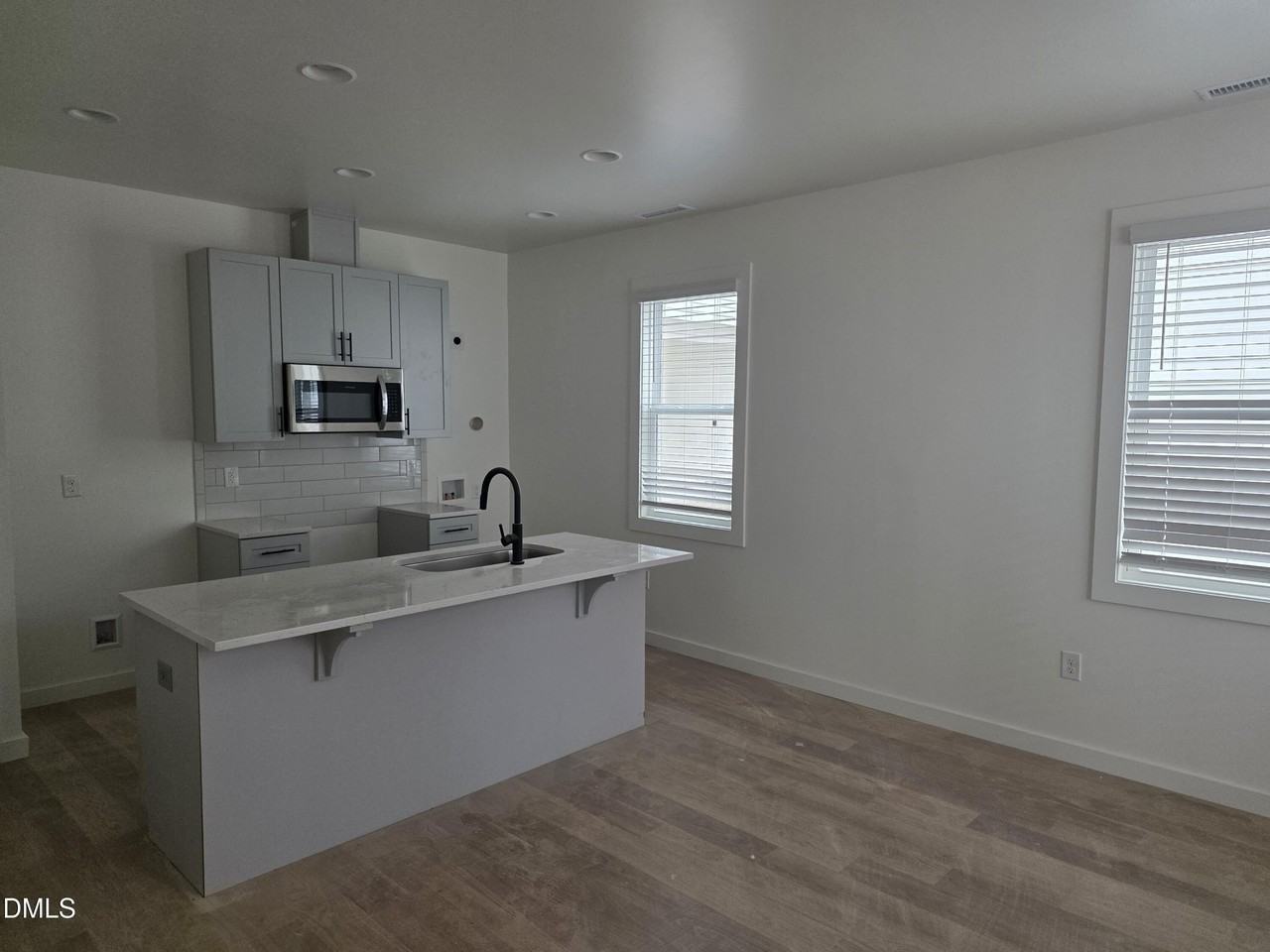 2819 Wilcox Pl Unit 103 #103 - Photo 2 of 10