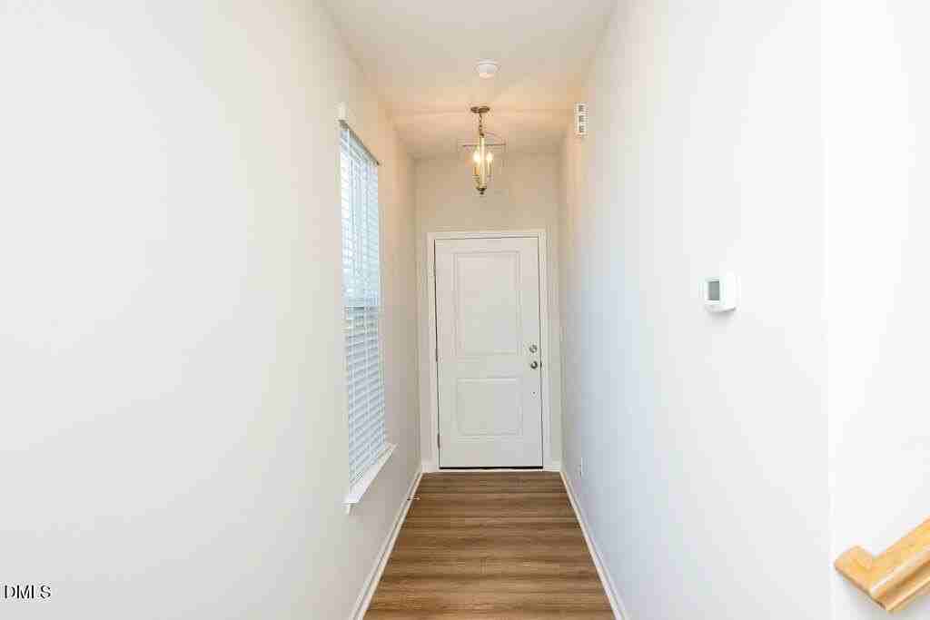 1004 Westerland Way - Photo 5 of 50