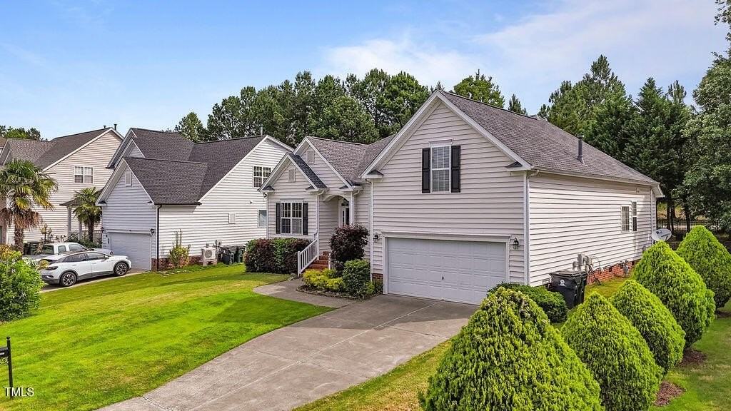 107 Governors House Dr - Photo 7 of 50