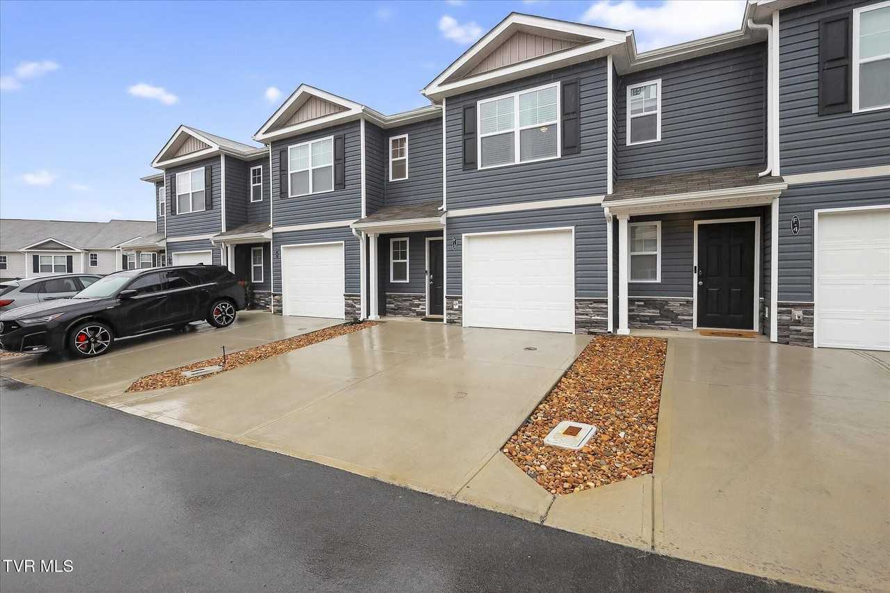 115 Raceday Center Dr Unit F3 - Photo 4 of 32