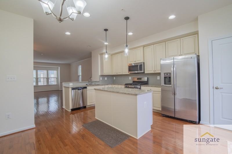 1724 Lantern Mews - Photo 7 of 41