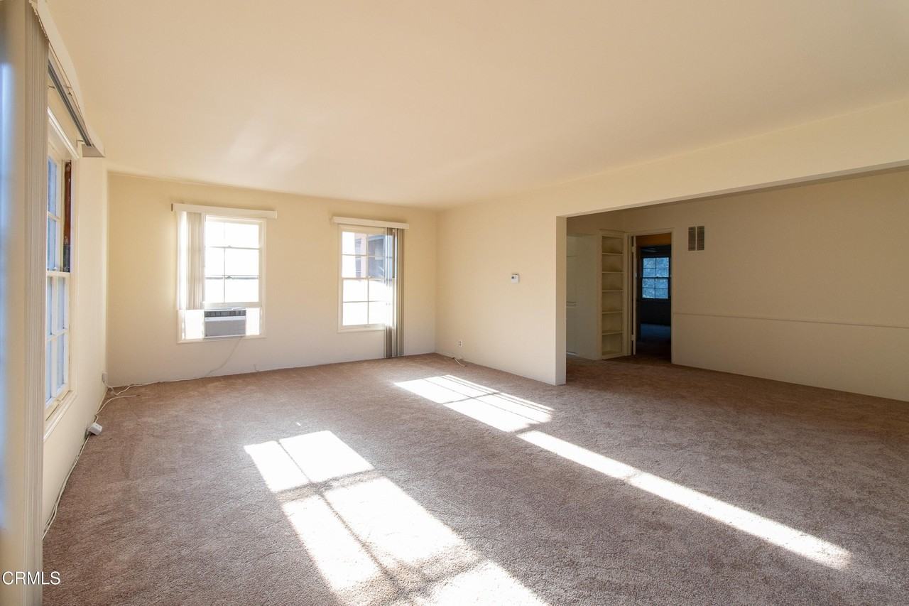 449 N Euclid Ave #H - Photo 4 of 27