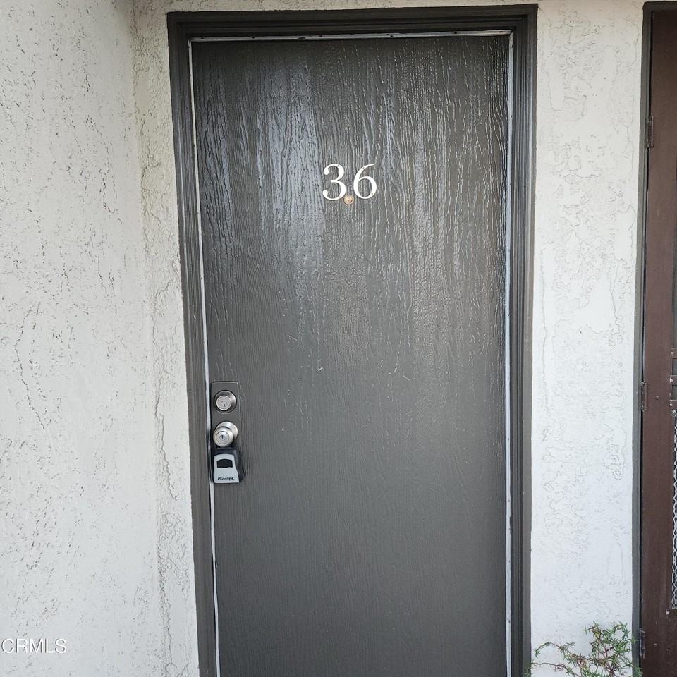 209 S Ventura Rd #36 - Photo 2 of 35
