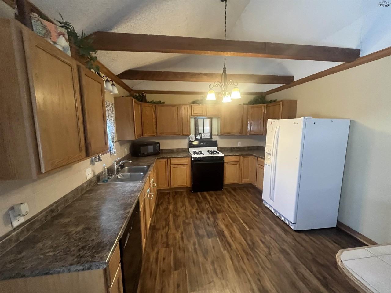 6709 Geronimo Dr - Photo 2 of 14